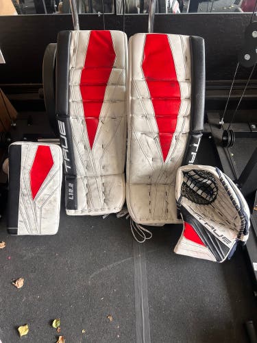 True L12.2 full goalie set