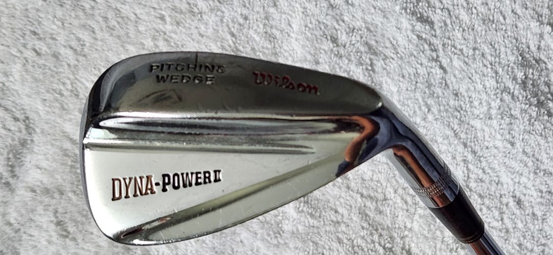 Wilson Dyna-Power II Pitching Wedge (PW) RH; Steel Shaft