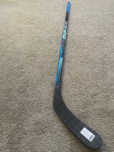 New Intermediate Bauer Left Hand P88 65 Flex Nexus Sync Hockey Stick