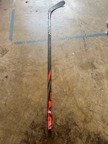 Used Senior Bauer Vapor 2X Team Right Handed Hockey Stick P92