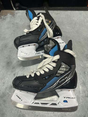 Used True Tf1 Intermediate 4.0 Ice Hockey Skates