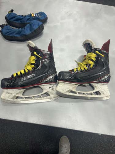 Used Bauer Vapor X2.7 Intermediate 4.0 Ice Hockey Skates