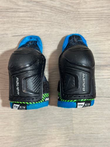 Youth Bauer Elbow Pads Medium