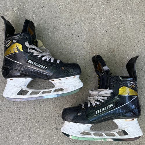 Used Senior Bauer Supreme UltraSonic Hockey Skates | 10.5 Fit 2