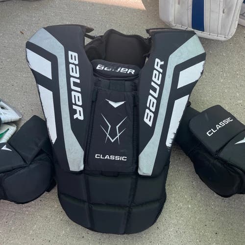 Used Junior Large Bauer Classic Goalie Chest Protector