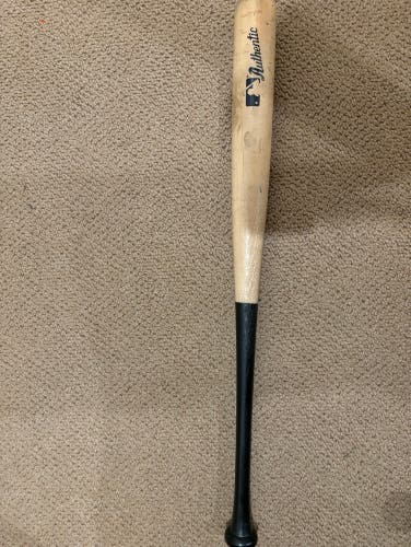 Louisville Slugger Wood Bat
