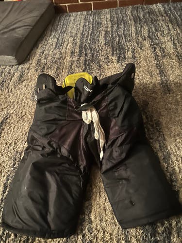 Used Junior Bauer  Supreme S27 Hockey Pants