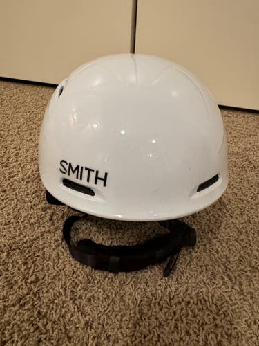 Used Small Kid's Smith Glide Jr Helmet w/ MIPS