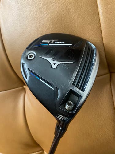 Used Men's Mizuno ST200 Right Handed Fairway Wood Stiff Flex 3 Wood