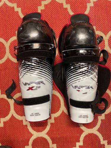 Used Senior Bauer 13" Vapor X3.0 Shin Pads