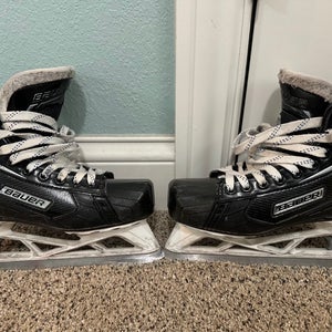 Used Intermediate Bauer Supreme S29 Hockey Goalie Skates Regular Width 6.5