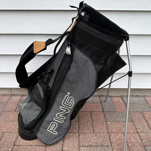 VTG Ping Hoofer Golf Club 4 Way Carry Stand Bag Black Gray White Logo Dual Strap
