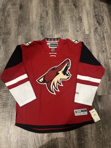 Arizona Coyotes Reebok Home Men’s Jersey Size XL BNWT