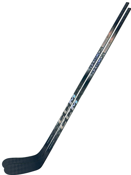 2 pack CCM Ribcore Trigger 8 Pro RH 70 Flex P28