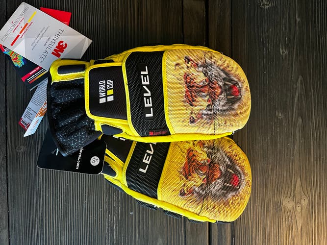 New Level Race Mittens