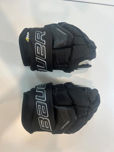 New Bauer Supreme Ultrasonic Gloves 12"