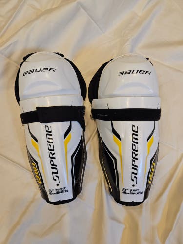 Used Youth Bauer Supreme 150 8" Shin Pads