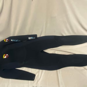 Used Divesuit Women's 7mm Body Glove Wetsuits / Drysuits