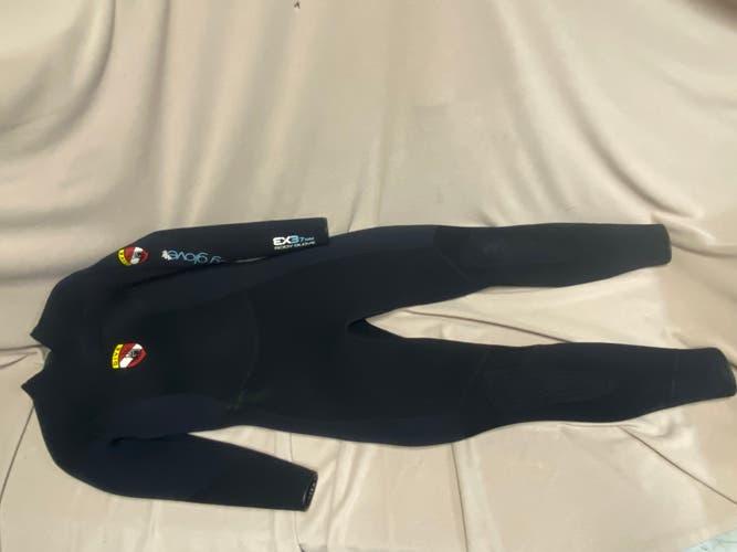 Used Divesuit Women's 7mm Body Glove Wetsuits / Drysuits