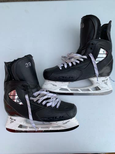 Used Senior True Anthony Mantha Red Wings Pro Custom Hockey Skates Size 10.5