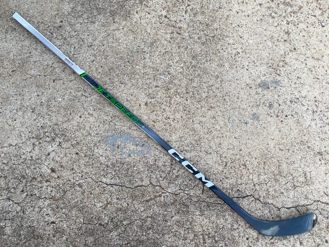 CCM JetSpeed FT6 PRO Pro Stock Hockey Stick Grip 95 Flex P28 Right 80121