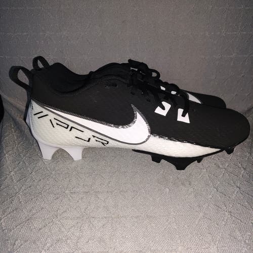 New Size 11 (Women's 12) Men's Nike Low Top Molded Cleats