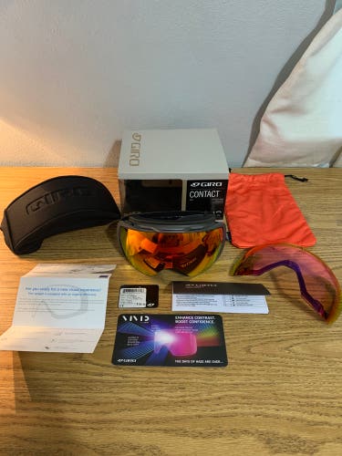 *Defective* Used Men's Giro Medium Snowboard Goggles