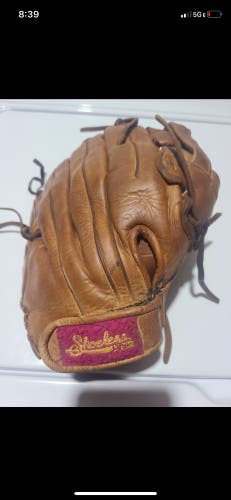 Used Right Hand Throw Shoeless Jane Softball Glove 11.75"