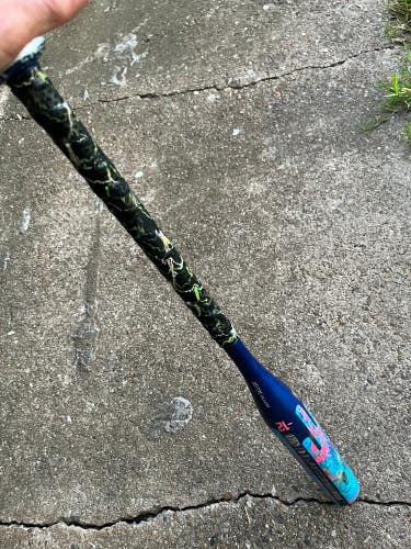 Blue Used DeMarini Uprising Bat (-12) Alloy 18 oz 30"