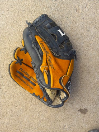 Used Louisville Slugger Left Hand Throw LG1201 Baseball Glove 12"