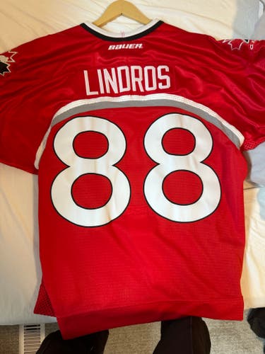 Eric Lindros Team Canada size 52 Bauer captain jersey