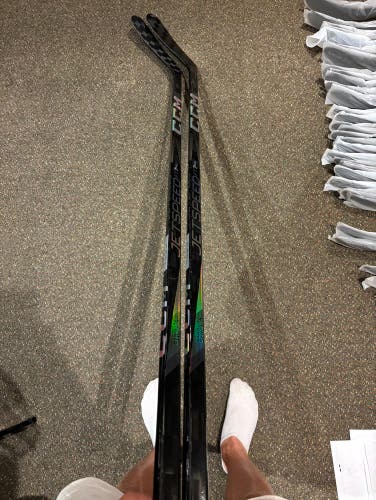 2New Senior CCM Left Hand Grey P29 75 Flex Jetspeed FT7 Pr5 Hockey Stick