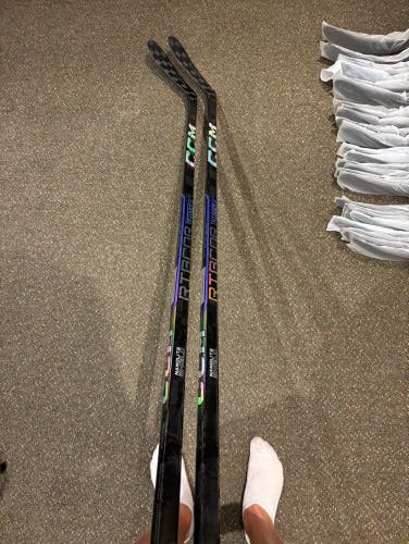 2 New Senior CCM Left Hand P28 75 Flex Trigger 9 Pro Hockey Stick