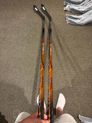 2 New Orange Senior Bauer Left Hand P28  Vapor Hyperlite 2 Hockey Stick