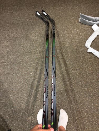 2 New Senior Bauer Left Hand P92 77 Flex Vapor Hyperlite 2 Hockey Stick