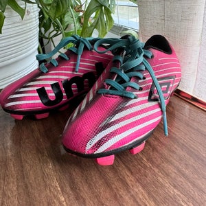 Umbro Cleats Youth Size 8
