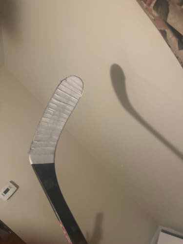 New Senior CCM Right Handed P28  Jetspeed FT6 Pro Hockey Stick