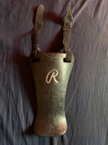 Rawlings Neck guard