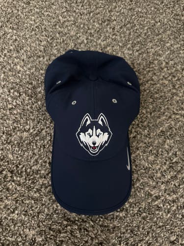 Nike University Of Connecticut (UConn) Hat