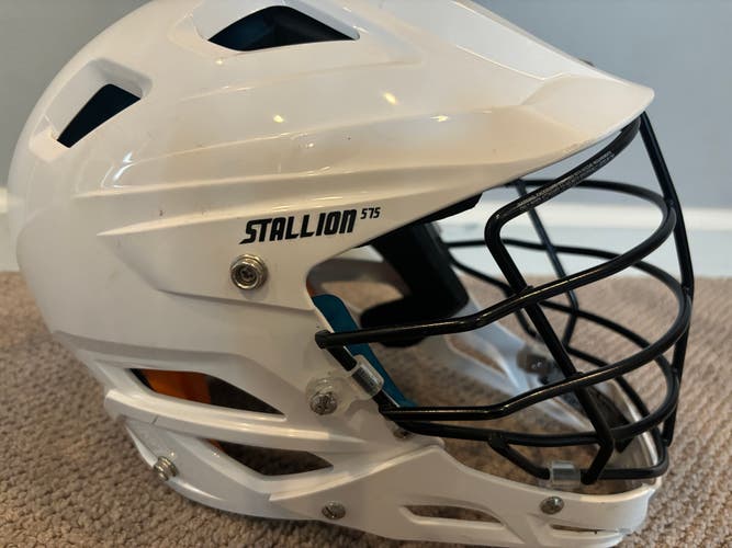 Used STX Stallion 575 Helmet medium