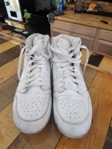 White Used Size 10 (Women's 11) Adult Men's Air Jordan High Top Molded Cleats