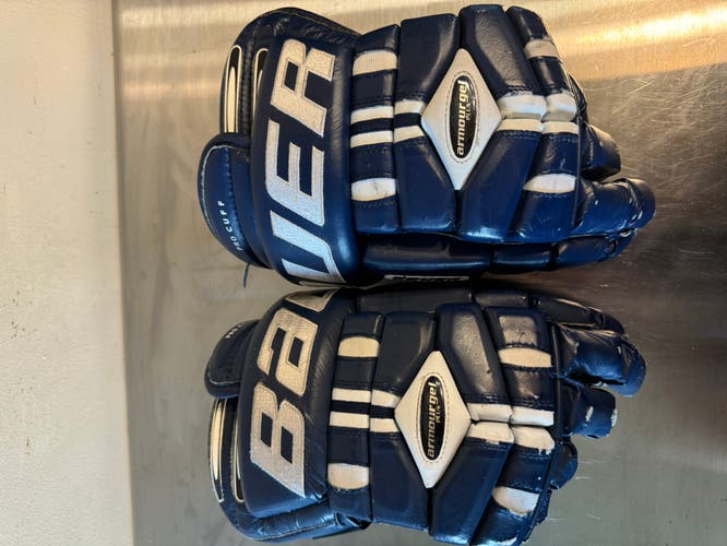 Bauer Supreme 5000 Gloves