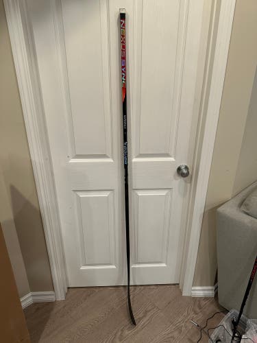 Used Senior Bauer Right Handed P28M Pro Stock Nexus Sync Hockey Stick