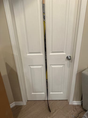 Used Senior Bauer Right Handed P28  Supreme 1S Hockey Stick