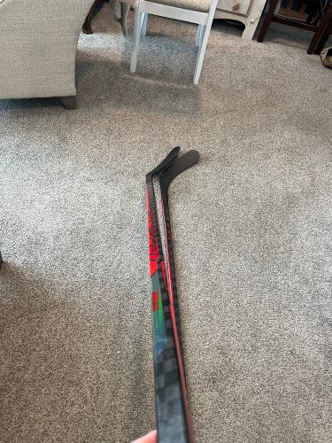 Senior CCM Right Handed P88 Pro Stock JetSpeed FT4 Pro Hockey Stick