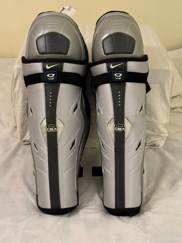 Nike Zoom Air Quest V12 Pro Stock Senior Men's Shin Pads 17" XXL