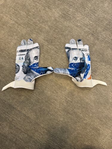 New Battle $100 Football Gloves