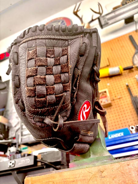 New 2022 Rawlings Right Hand Throw Outfield Mark of a Pro Baseball Glove 12"
