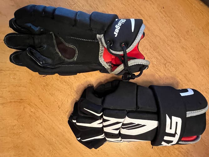 STX lacrosse stinger gloves size 13