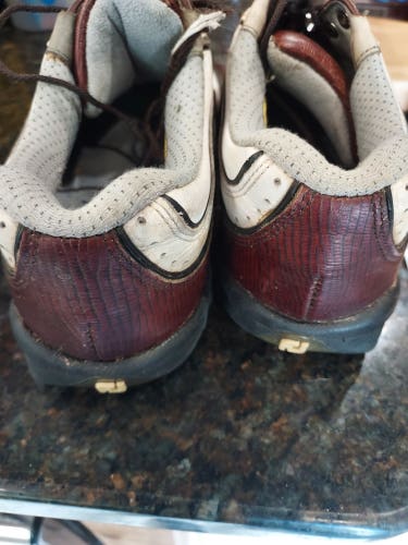 Used Size 9.5 (Women's 10.5) Men's Footjoy Golf Shoes